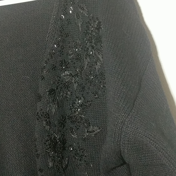 Vintage Tiara International beaded sweater sz M-L - Picture 3 of 8